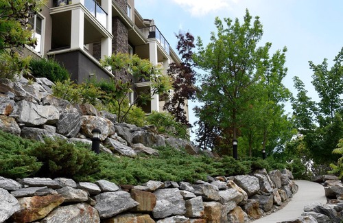 Quail Ridge Condominio | 3BR / 2BA - Family Friendly or Couples Traveling Together - Private Balcony