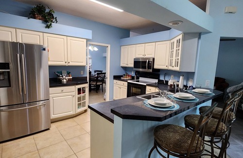 Gainesville Casa | 3BR/2BA, King Bed, Gated Golf Community, <20 Mins to Campus!