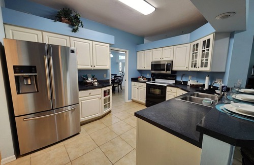 Gainesville Casa | 3BR/2BA, King Bed, Gated Golf Community, <20 Mins to Campus!