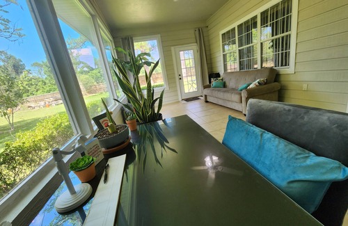 Gainesville Casa | 3BR/2BA, King Bed, Gated Golf Community, <20 Mins to Campus!