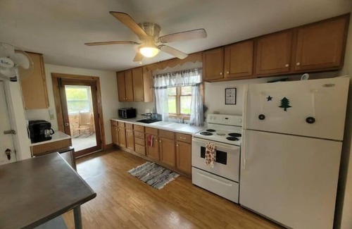 Brooklin Casa | 3BR 2Bath Home in Brooklin The Rockbound House 1HR to Acadia National Park