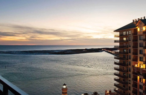 Destin Complejo | 3BR / 3BA en Emerald Grande en Destin, FL - 1566 pies cuadrados