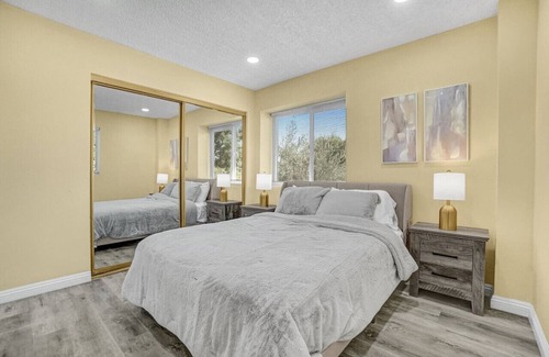 El Monte Casa | 3BR/3BA Townhouse in El Monte