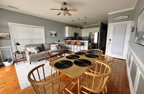 Fairfield Harbour Casa | 3BR/3BA Updated Townhome on the Marina — 3 decks and great sunsets!