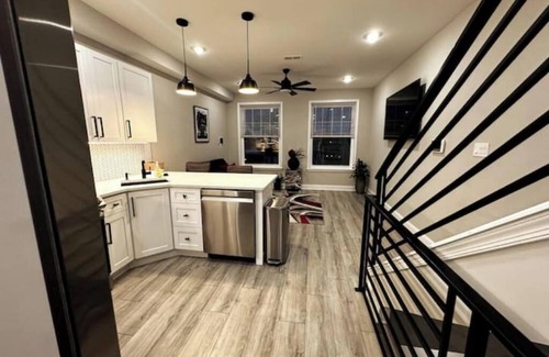 Philadelphia Casa | 3BR/3Bath Bi-Level Apt near CHOP