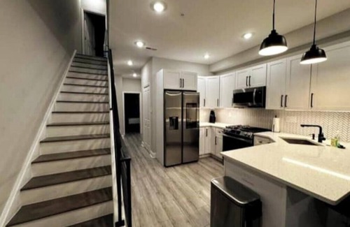 Philadelphia Casa | 3BR/3Bath Bi-Level Apt near CHOP