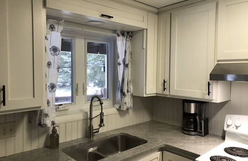 Waitsfield Apartamento | Apartamento 3BR en el hermoso Waitsfield cerca de esquí, tiendas, restaurantes