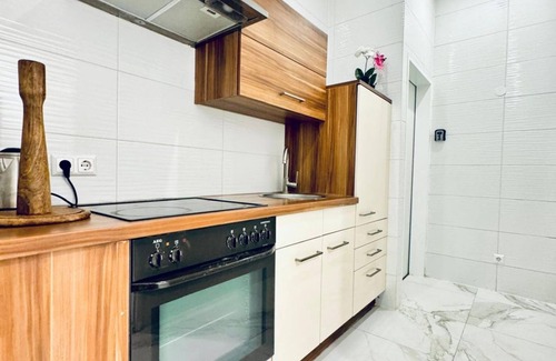Liesing Apartamento | 3BR Apartment; Near Atzgersdorf Park, 11-Min Walk