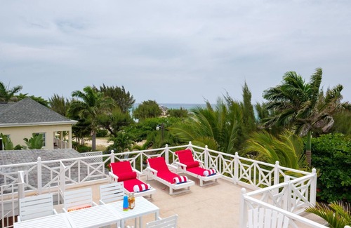 Silver Sands Villa | 3BR Beachfront Villa w/ Staff-DV