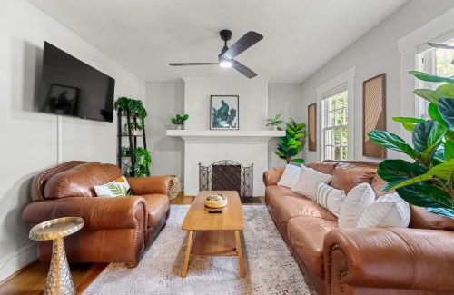 Oakhurst Casa | 3BR Bungalow by Oakhurst - Decatur