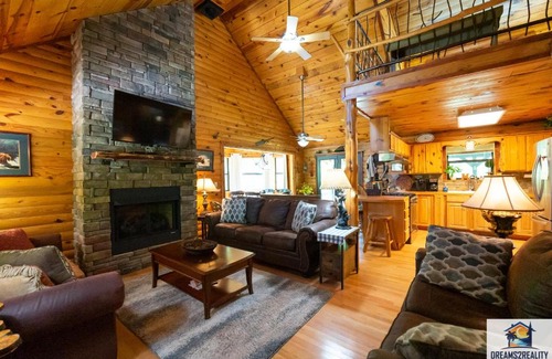 Mountain View Casa | 3BR Cabin On the White River with Boat Launch - Great Fishing - CCWC