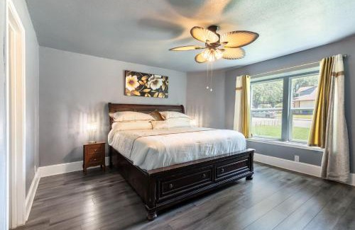 North San Antonio - SAT Casa | 3BR Charming House with BBQ & Near Pearl District