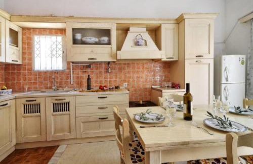 Corfu Apartamento | 3BR Corfu town suburbs apartment