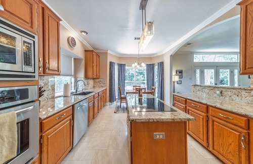 Flower Mound Casa | 3BR Family Oasis: Hot Tub, Office, Scenic Trails, Close to Shops, Dining, and DFW Airport