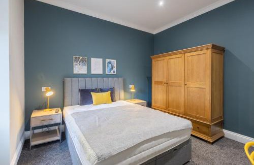 North West Apartamento | 3BR Gem West End Walk to Glasgow Uni Parking