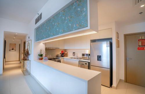 Dubai Apartamento | 3BR Haven with Burj Views by MagnoliasVHR
