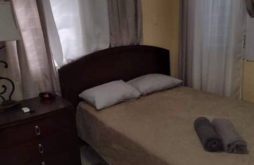Sagrado Corazon Casa | 3BR hilltop near beach