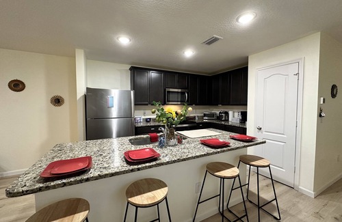 Brooksville Casa | 3BR Home, Modern Amenities, Patio - FL Escape Awaits!