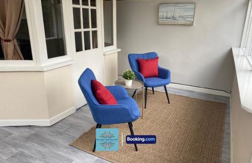 Birmingham Apartamento | 3BR House By Escape & Estates Short Lets & Serviced Accommodation Birmingham With Private Garden & Free WiFi