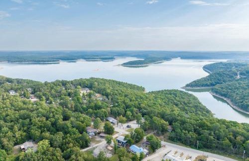 Mountain Home Casa | 3BR House By Lake with BBQ Fire Pit & EV Charger