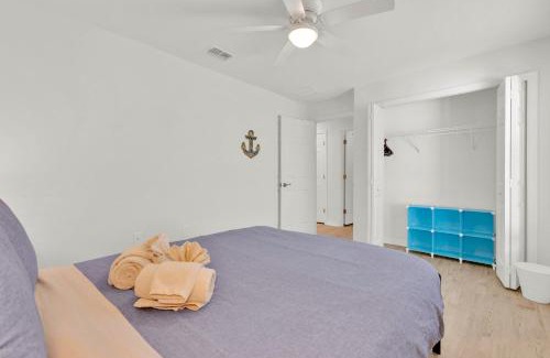 Auburndale Casa | 3BR House with Backyard & access to Auburndale Trail