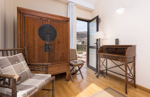 Morro Jable Chalet De Esquí | 3BR Jandía House - Private Pool, Seaviews & Golf