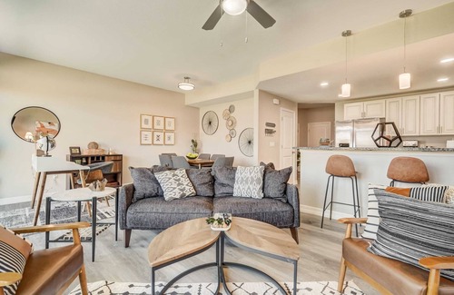 Northgate Casa | 3BR Modern Haven, Work, Play & Relax
