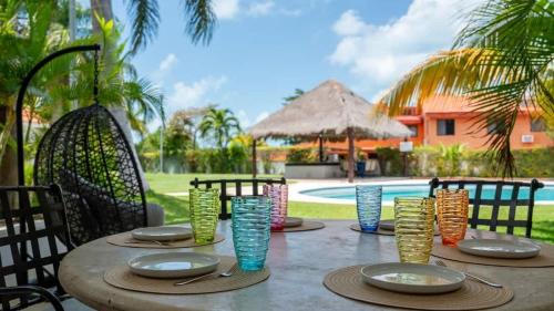 Zona Hotelera Casa | 3BR Modern House w/Pool and Great Location!