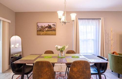 Lakeland Casa | 3BR Modern Magnolia Lakeland Close to Downtown, Lego, Disney