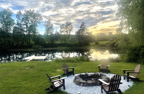 Tyler Hill Casa | 3BR Nature Escape w/ private swimming / fishing pond, spring fed