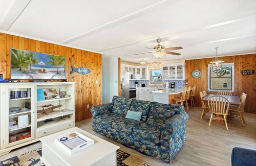 South Nags Head Casa | 3br Oceanfront Duplex, views, sunrise!