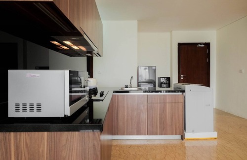 Pancoran Apartamento | 3BR Pancoran L'Avenue Comfy Apartment