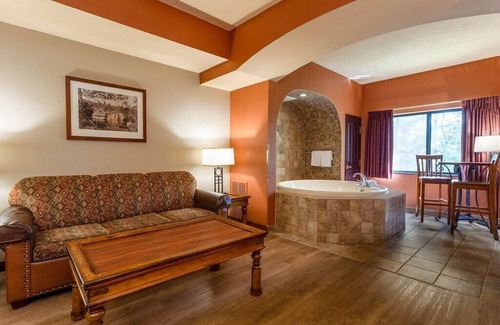 Wisconsin Dells Complejo | 3BR 'Penthouse', River/Nature View, Resort Condo