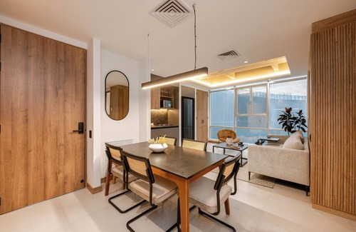San Diego Apartamento | 3BR Penthouse with Jacuzzi & A/C in El Poblado