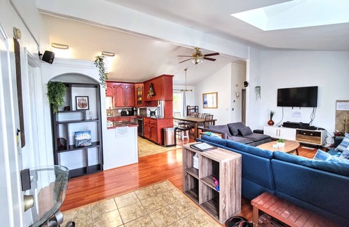Ahwahnee Casa | 3BR Private 8 Acre Spa Retreat - BBQ, Patio, Views