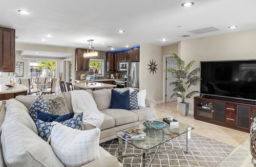 Cypress Lakes Casa | 3BR PRIVATE HOME w/ HOT TUB, HEATED POOL, DOCK & OCEAN ACCESS