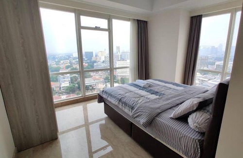 Cikini Apartamento | 3BR, PRIVATE LIFT, Central Jakarta, BIG POOL.