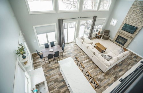 Waterloo Casa | 3BR River Front with inviting views