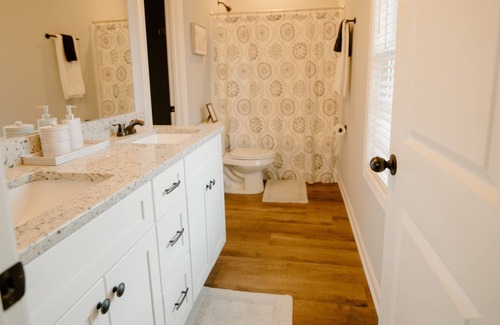 Dahlonega Casa | 3BR Roper Ln Retreat- close to everything!