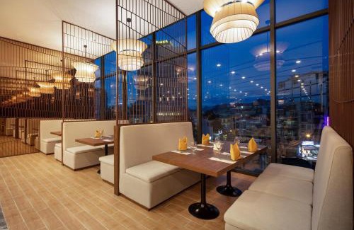 Tran Phu Beach Apartamento | 3BR Sea View Bathtub with Sea View - Dqua Hotel