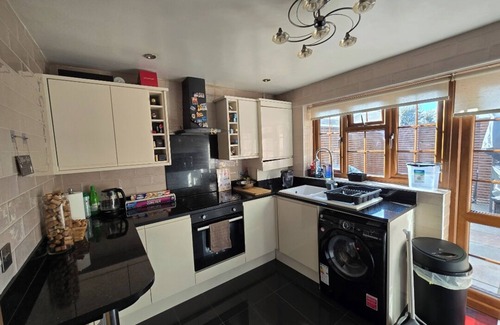 Selhurst Casa | 3Br - Sleeps6 - 15min Central London and Gatwick