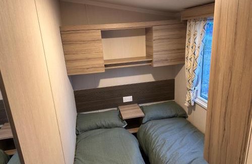 Skegness Casa | 3BR-Sleeps6-Parking-Pool-NearBeach&Skegness