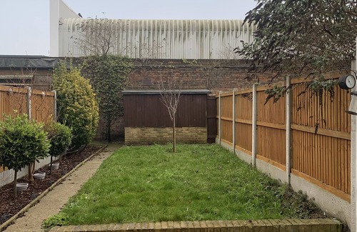 Colchester Casa | 3br-sleeps7-garden-parking