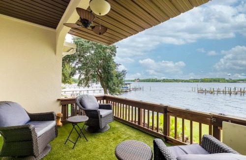 Navarre Casa | 3BR Townhome Steps to Bay - Pool & Beach Gear