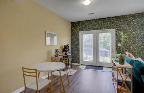 Chambersburg Casa | 3BR Townhouse with Netflix & Grill Near Trails