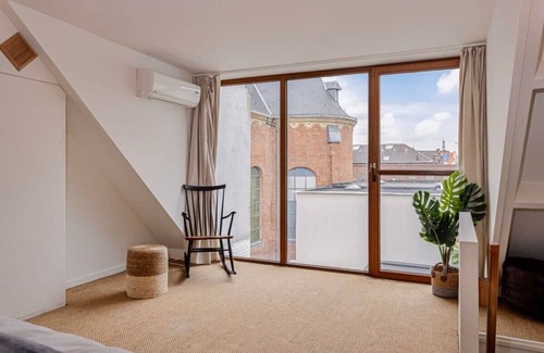 Sint-Andries Casa | 3BR Urban Haven in Antwerp