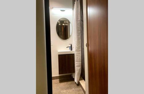 North Oakland Apartamento | 3E-Cozy! Micro apartment! in Oakland, sleeps 1