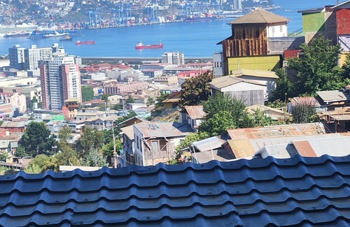 Valparaiso Apartamento | 3Exclusive, fully furnished apartment with ocean view in a World Heritage Site