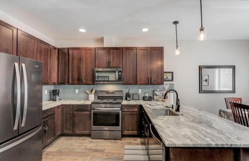 McCall Casa | 3KingBeds~DavisAve NewBuild~BonusRm~SUP/Kayak~A/C