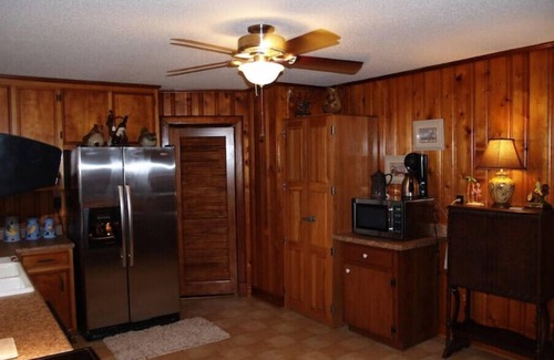 Hubert Casa | 3miles to Hammocks beach state park, Swansboro, Lejeune on private 22 acres